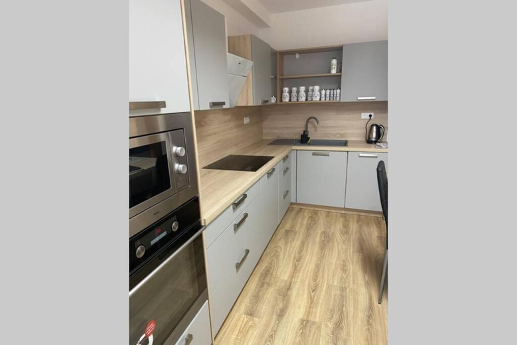 Apartman Solax, Ucnovska 8, Kosice Saca Extérieur photo