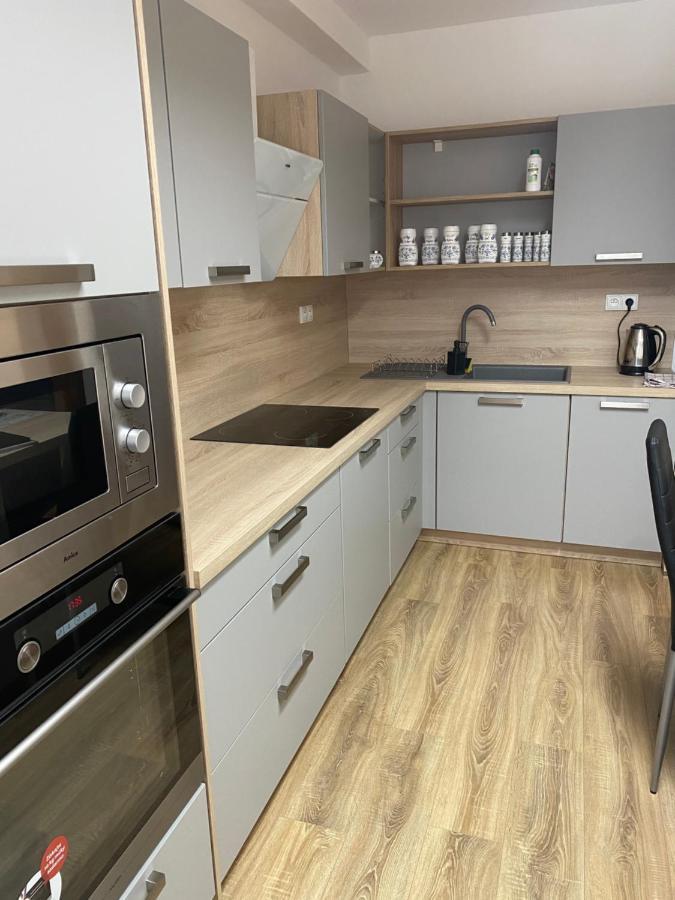 Apartman Solax, Ucnovska 8, Kosice Saca Extérieur photo