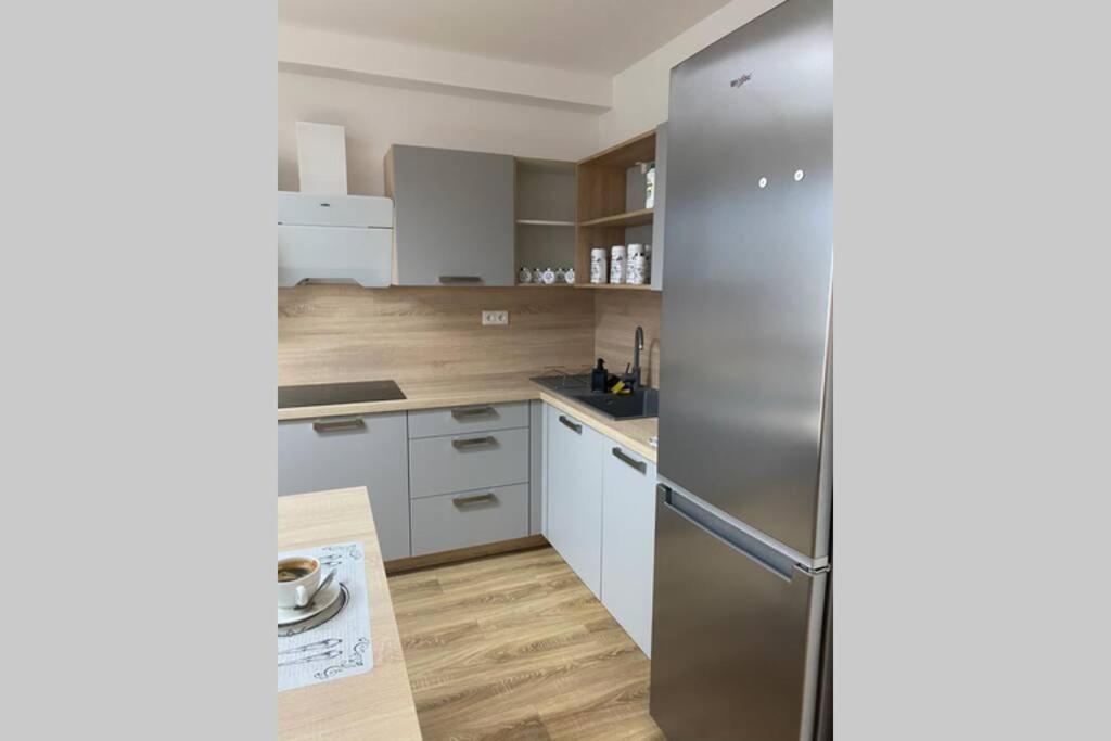 Apartman Solax, Ucnovska 8, Kosice Saca Extérieur photo